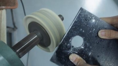 打磨除塵器,打磨除塵設(shè)備,執(zhí)信環(huán)保設(shè)備凈化企業(yè)車間煙塵。