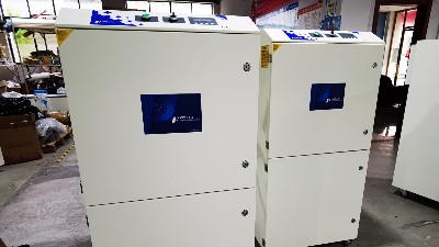 石墨烯粉塵凈化設(shè)備哪家好,東莞執(zhí)信環(huán)保工業(yè)粉塵凈化器制造！